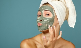 The mask of the beauty and the youthfulness of the skin