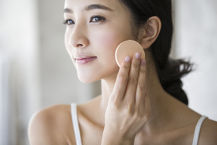 Korean face-care makeup removal